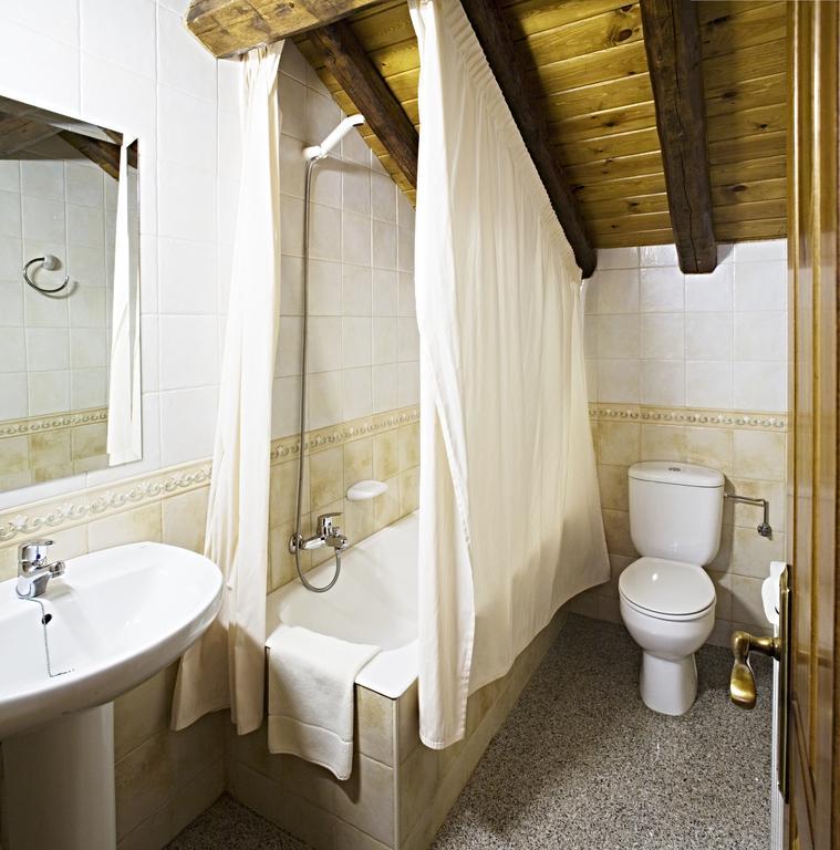 Apartamentos Casa Buisan โบรโต ห้อง รูปภาพ