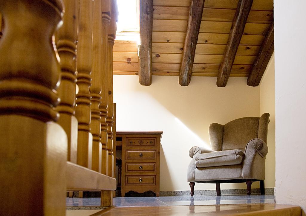 Apartamentos Casa Buisan โบรโต ภายนอก รูปภาพ
